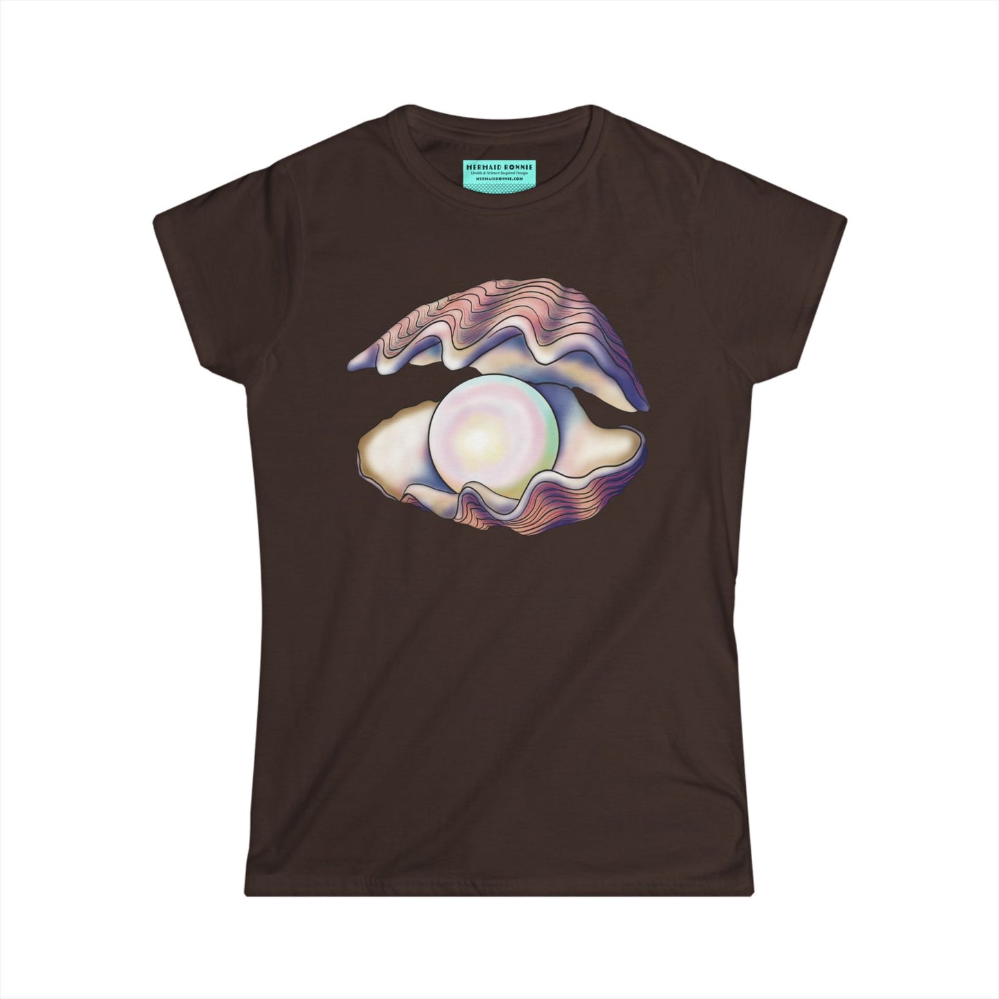 Women’s t-shirt in brown featuring an illustration of an open oyster with a large iridescent pearl inside.