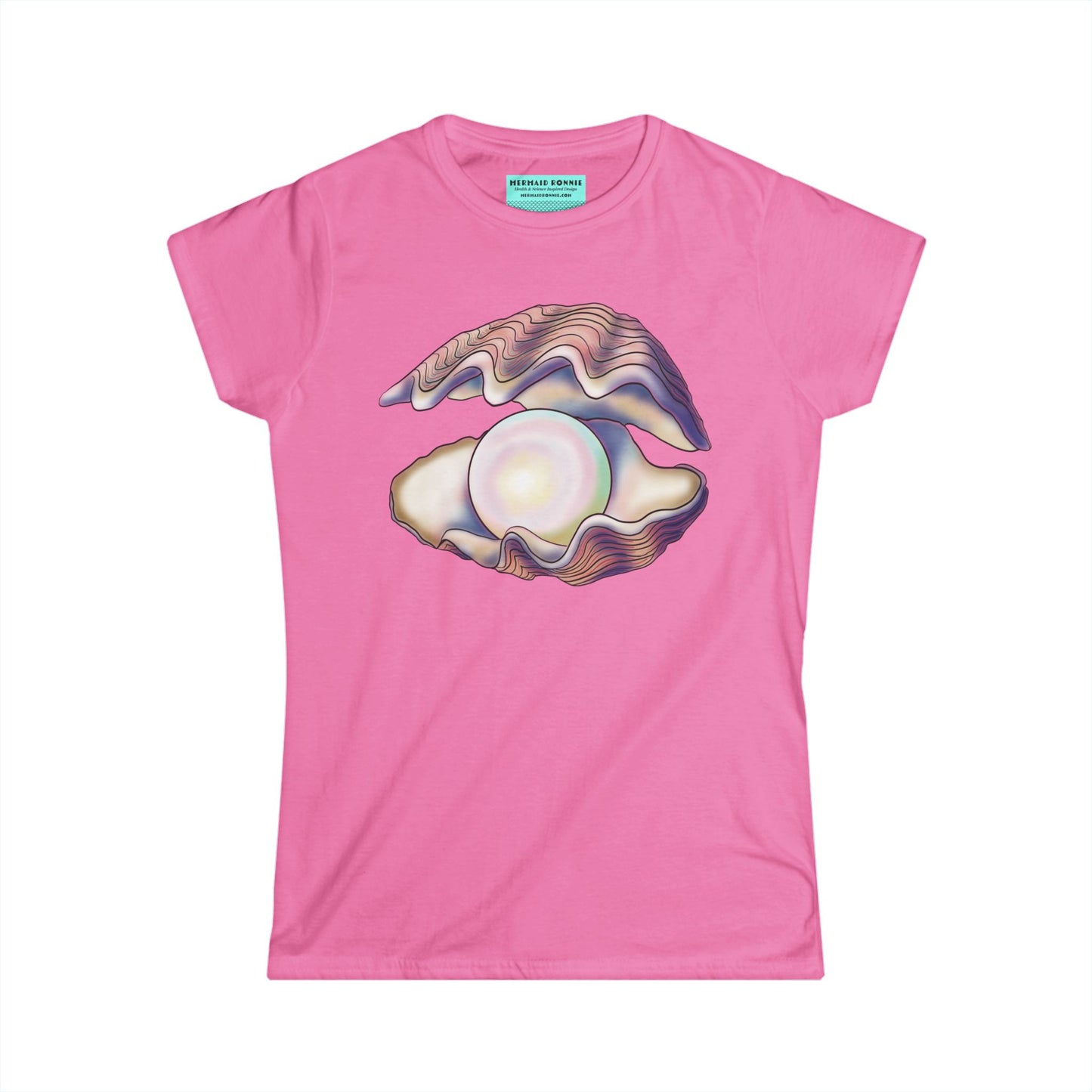 Women’s t-shirt in pink featuring an illustration of an open oyster with a large iridescent pearl inside.