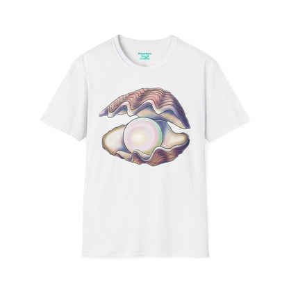 Pearl Oyster Graphic T-Shirt, Unisex Pastel Marine-Inspired Shirt, 30th Anniversary Gift