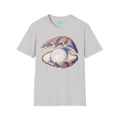 Pearl Oyster Graphic T-Shirt, Unisex Pastel Marine-Inspired Shirt, 30th Anniversary Gift