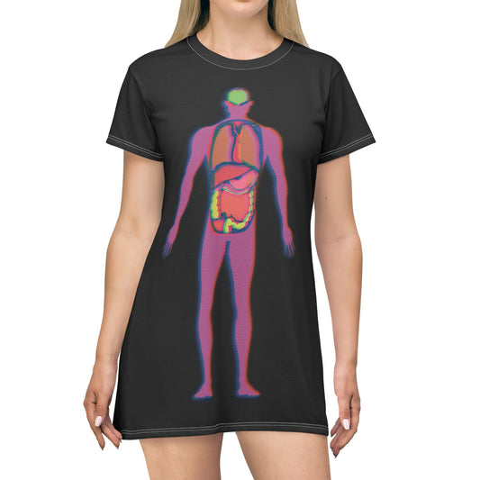 Woman wearing a black t-shirt dress featuring a colorful anatomical illustration of the body’s major visceral organs, including the heart, lungs, liver, stomach, and intestines.