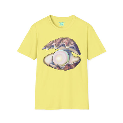 Pearl Oyster Graphic T-Shirt, Unisex Pastel Marine-Inspired Shirt, 30th Anniversary Gift