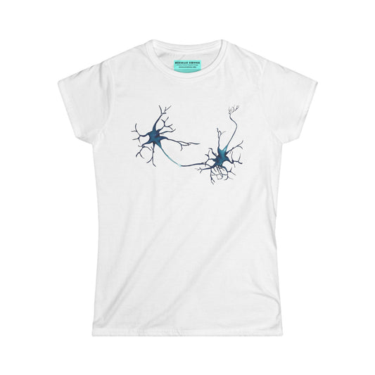 Women’s t-shirt in white featuring an illustration of two multipolar neurons forming a synapse.