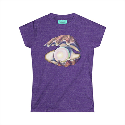 Women’s t-shirt in heather purple featuring an illustration of an open oyster with a large iridescent pearl inside.