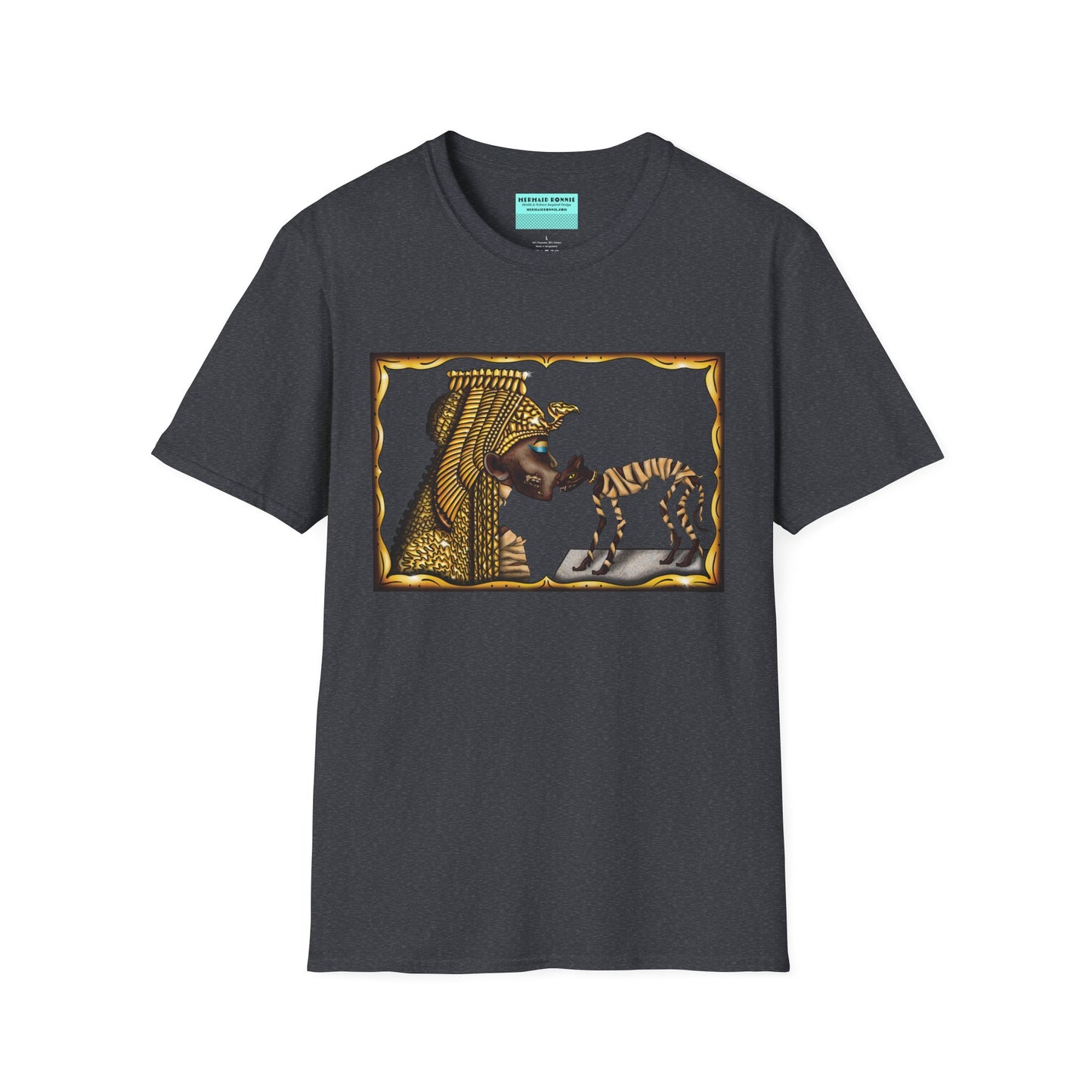 Dark grey t-shirt featuring an illustration of Cleopatra mummy kissing a cat mummy.
